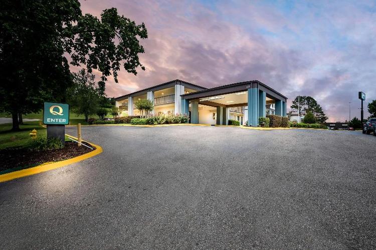 Quality Inn Pelham I-65 exit 246
