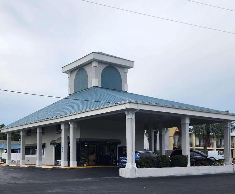 Econo Lodge Perry Area