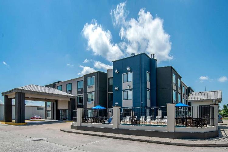 Quality Suites Baton Rouge