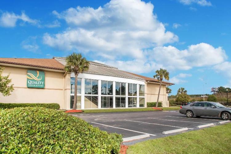 Quality Inn & Suites
