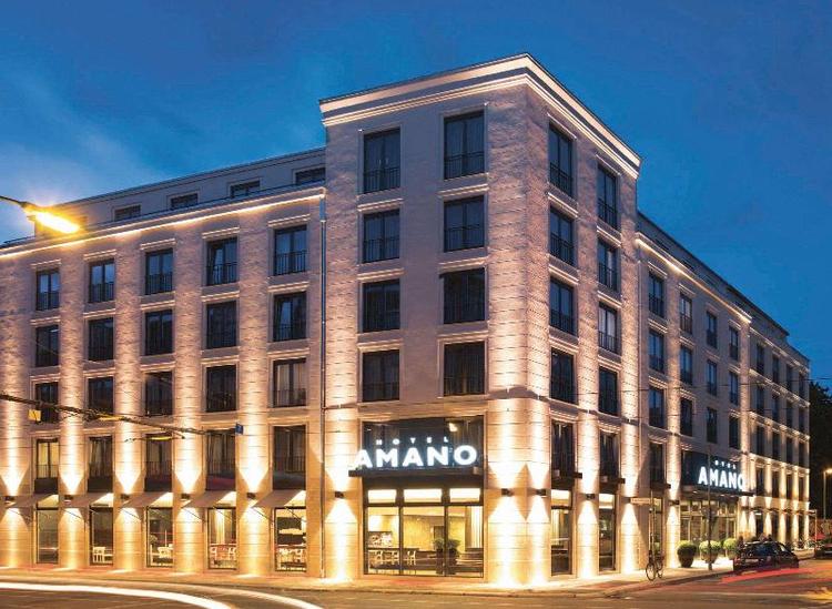 Hotel Amano