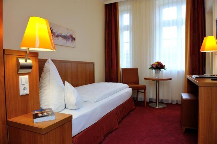 Hotel Vis A Vis