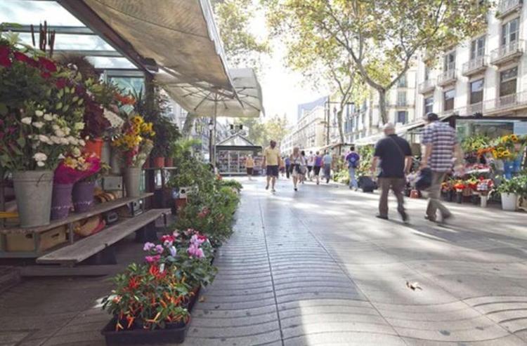 Apart - Ramblas 108