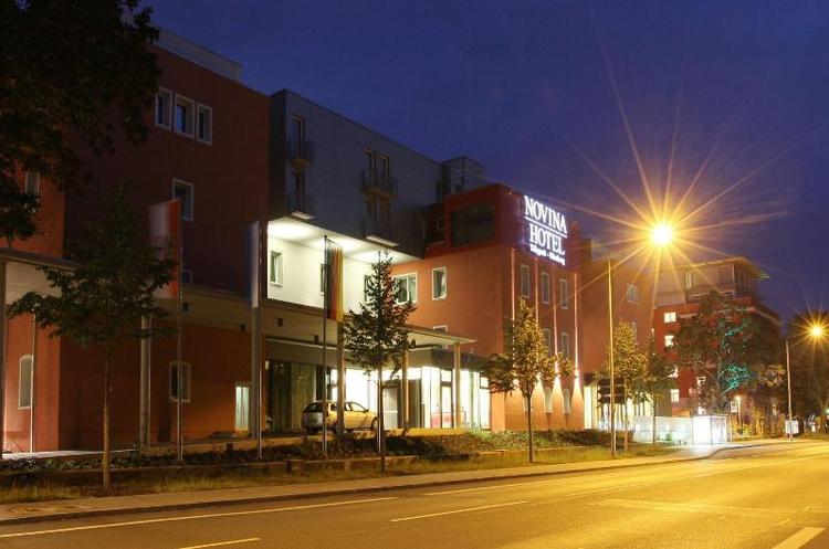 Novina Tillypark Hotel