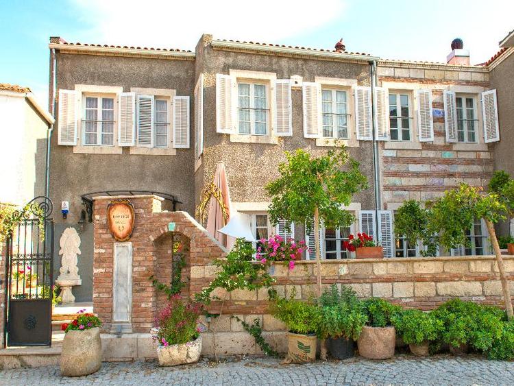 Alacati Kostem Hotel