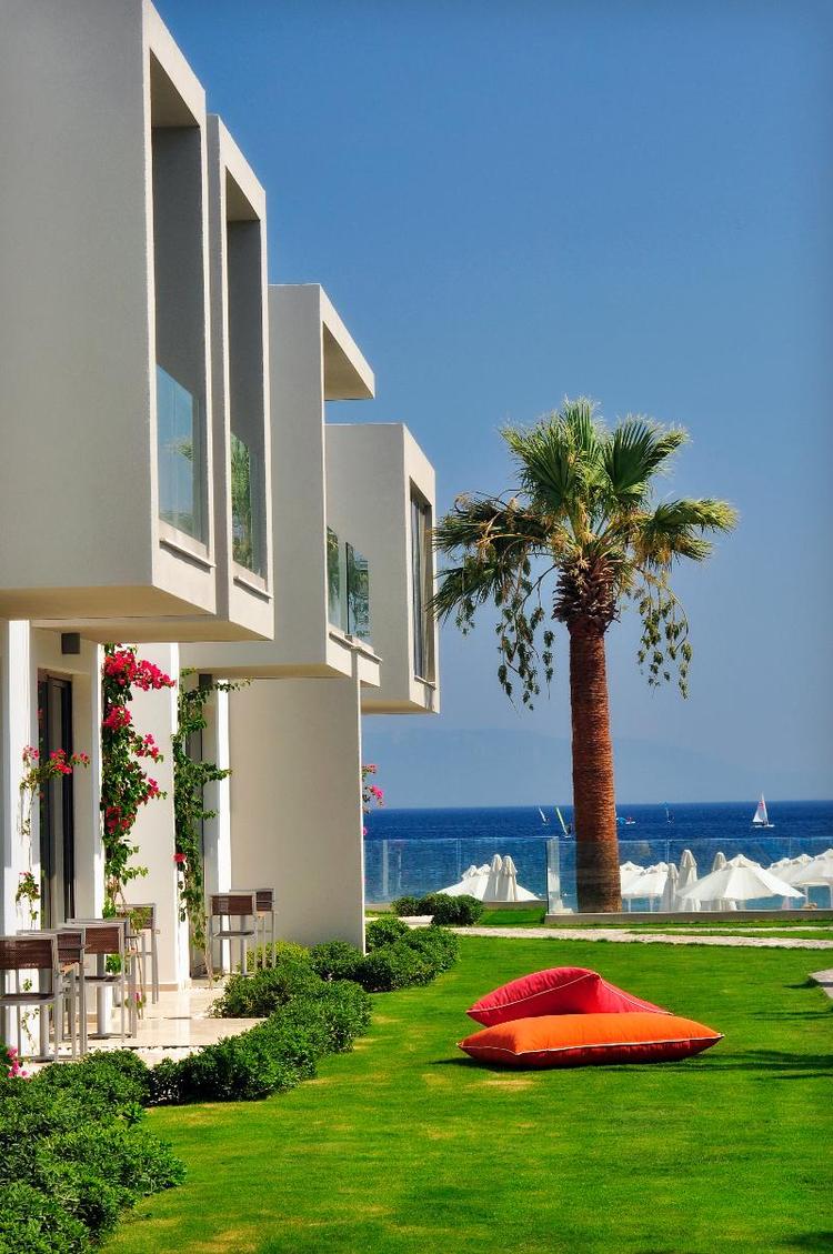 Lugga Boutique Hotel & Beach
