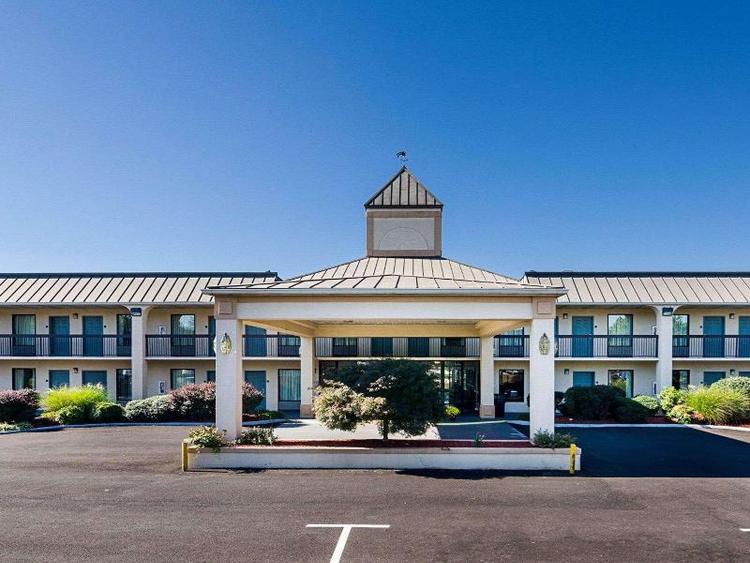 Quality Inn Troutville