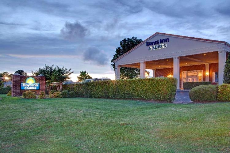 Days Inn by Wyndham ColliervilleGermantwn