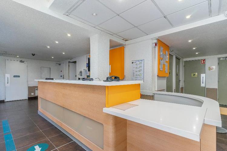 B&B HOTEL Marseille Parc Chanot