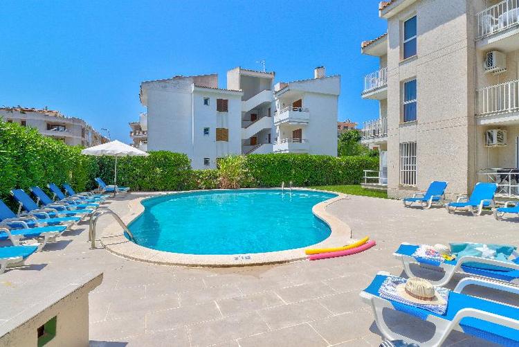 Llevant Apartamentos