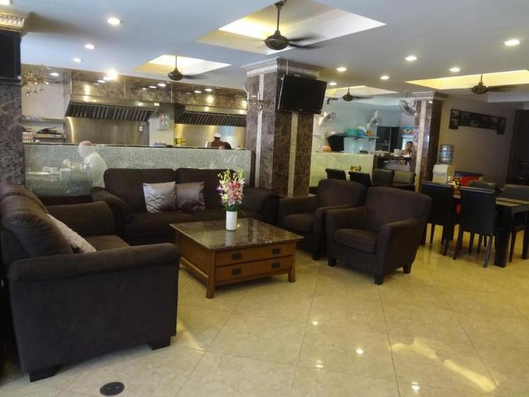 Maleez Lodge Hotel Restaurant