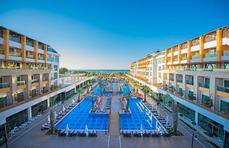 Port Nature Luxury Resort Hotel & Spa