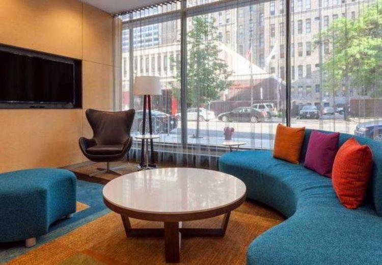 Fairfield Inn &Suites Chicago Downtown/River North