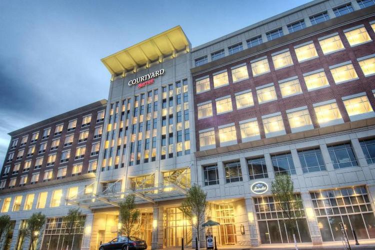 Courtyard by Marriott Greenville Downtown