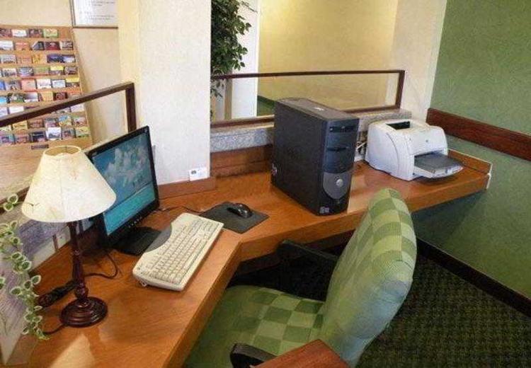 Fairfield Inn & Suites Indianapolis East