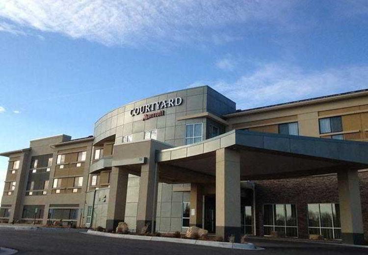 Courtyard Mankato
