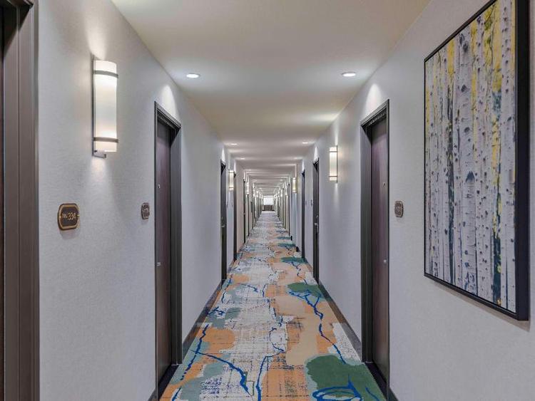 The Newberry Hotel Bend, Tapestry Collection