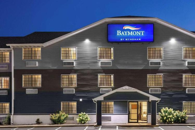 Baymont by Wyndham Cedar Rapids