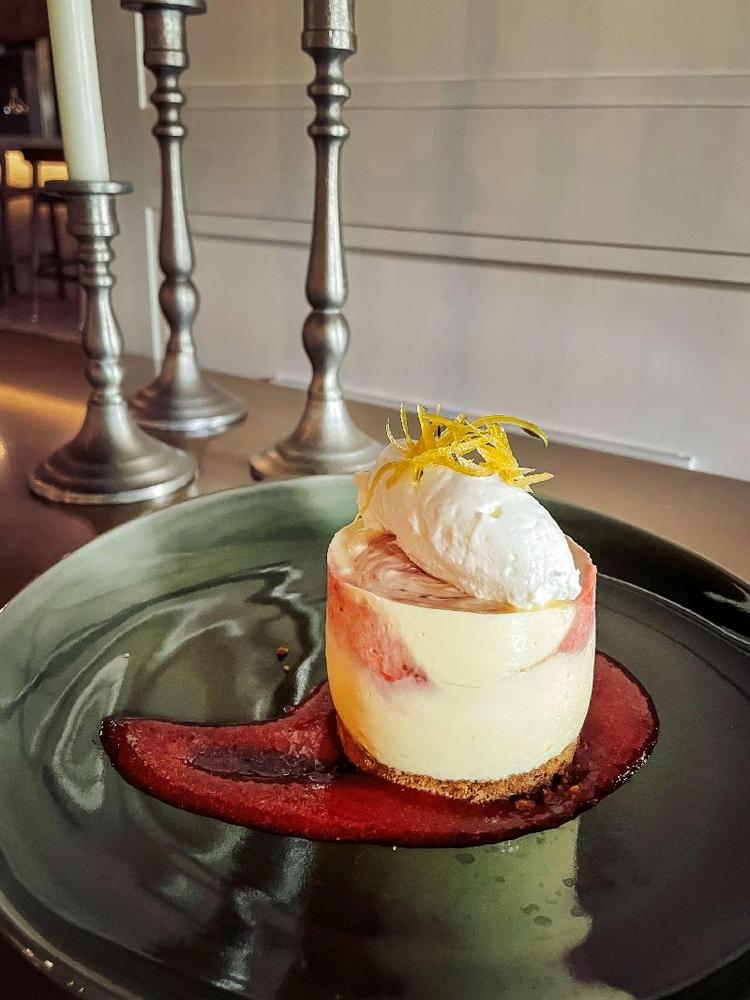 The Chattanoogan Hotel, Curio Collection by Hilton