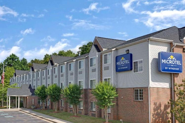 Microtel Inn & Suites By Wyndham Charlotte/Univer
