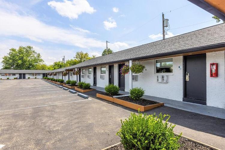 Butler Inn