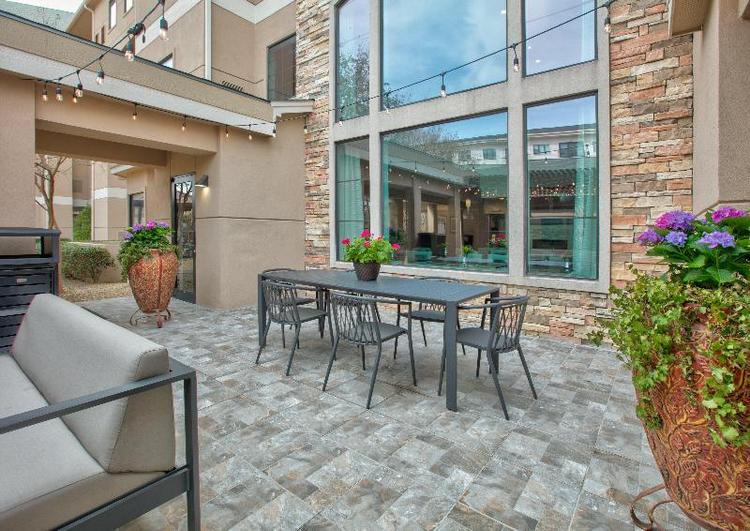 Staybridge Suites Plano - Richardson Area