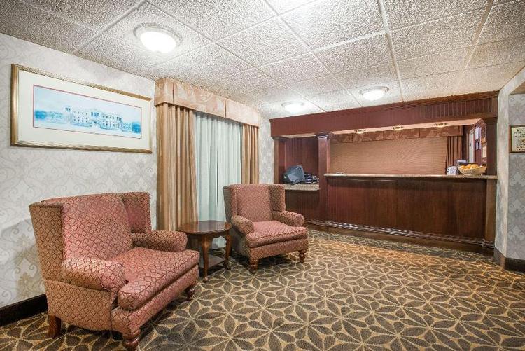 Econo Lodge Erie PA
