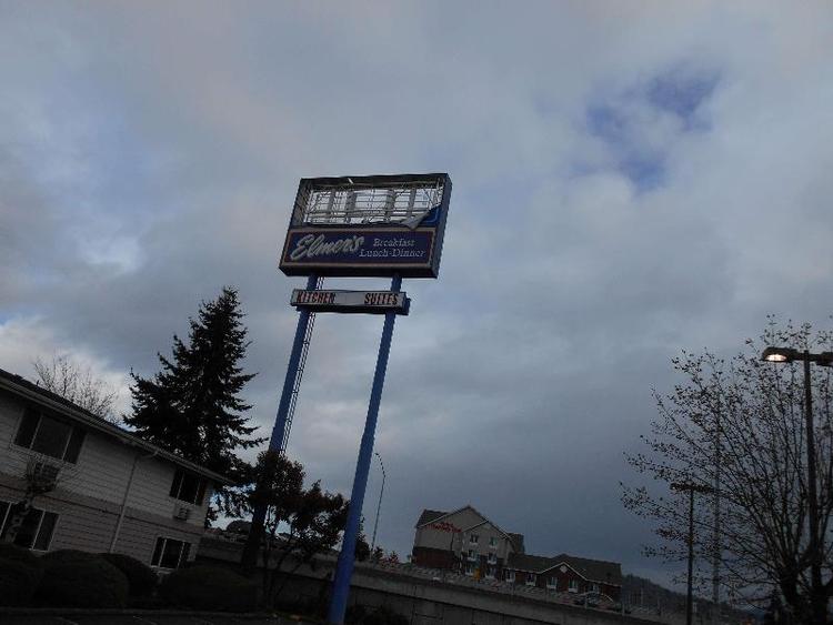 GuestHouse Inn & Suites Eugene Springfield