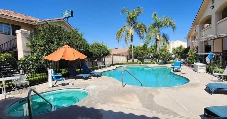 Garden Inn & Suites Fresno