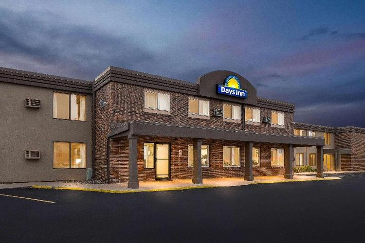 Days Inn by Wyndham Sioux Falls