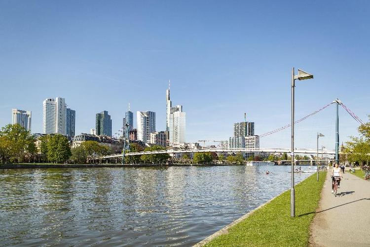 Premier Inn Frankfurt City Centre