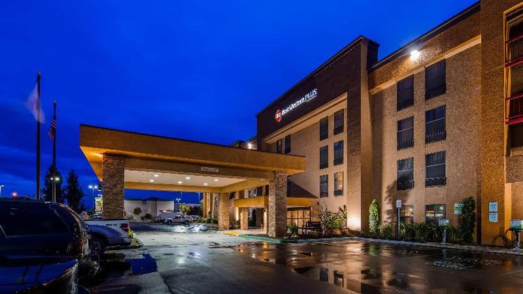 Best Western Plus Fresno Airport