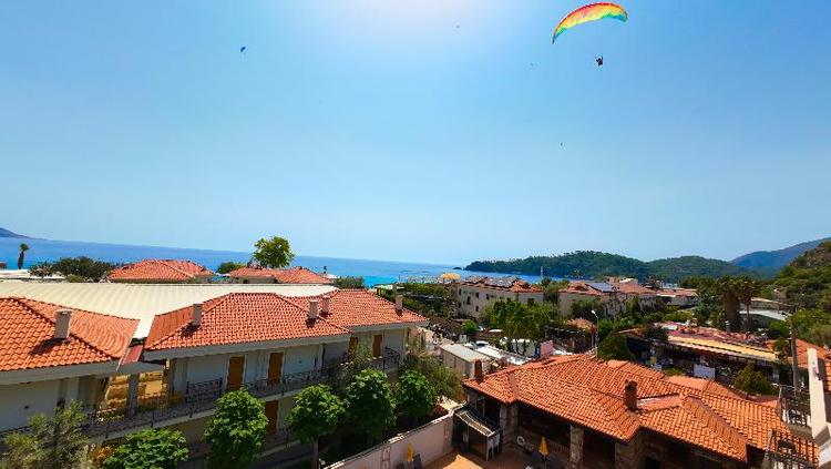 MagicTulip Beach Hotel