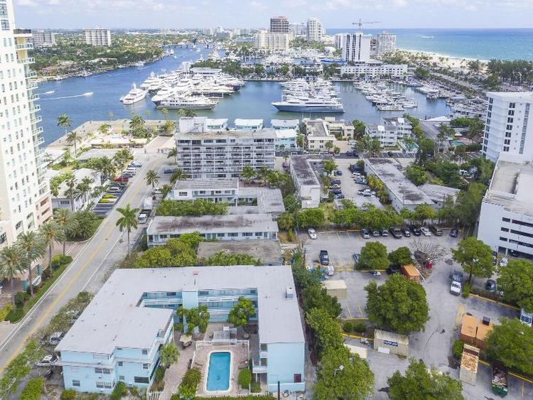 Sea Beach Plaza