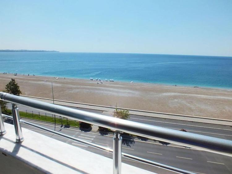 Acropol Beach