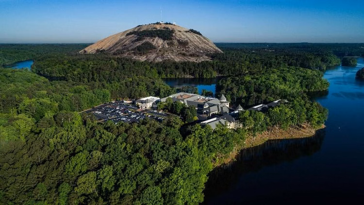 Stone Mountain Inn