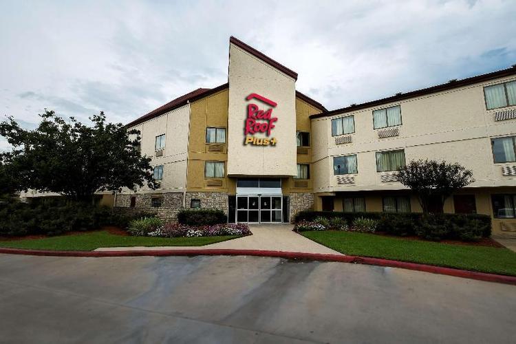 Red Roof PLUS+ Houston - Energy Corridor
