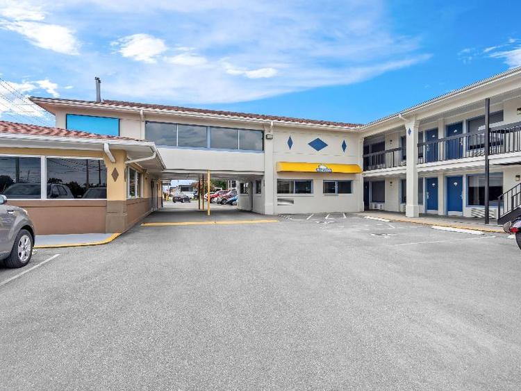 Days Inn by Wyndham Jacksonville NC
