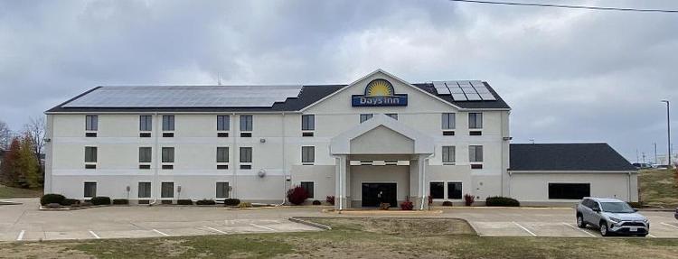 Days Inn by Wyndham Jefferson City