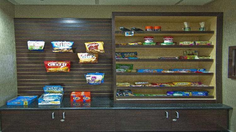 Holiday Inn Express Hotel & Suites Jackson / Pearl