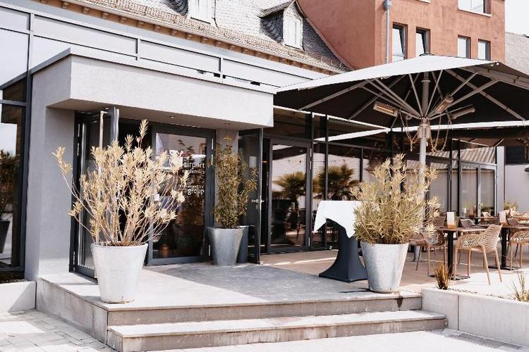 My Place airport business & conference