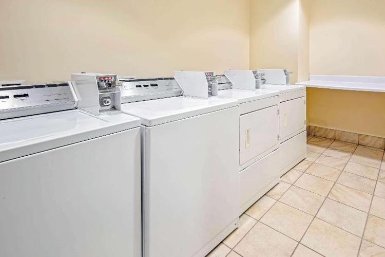 La Quinta Inn & Suites Lawton