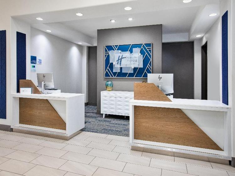 Holiday Inn Express & Suites Duncan