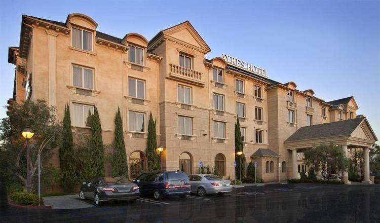 Ayres Manhattan Beach