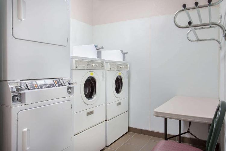 Microtel Inn & Suites By Wyndham Leesburg/Mt Dora