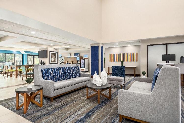 Holiday Inn Express & Suites Mobile West - I-10