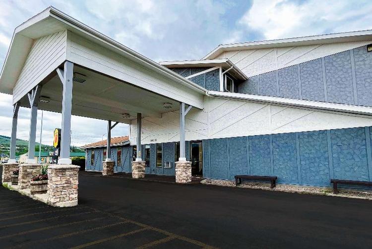Super 8 by Wyndham Missoula/Brooks Street
