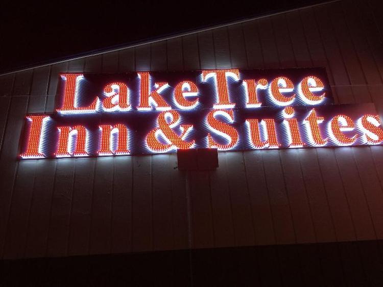 Laketree Inn And Suites Marion