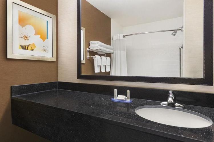 Fairfield Inn