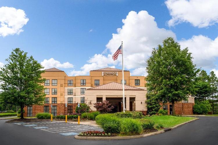 Staybridge Suites Memphis - Poplar Avenue East